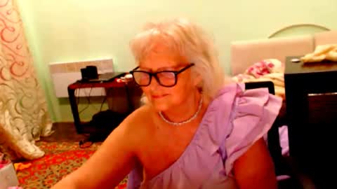 Snapshot of natali7634 chatting on June 2, 8:22 pm natali online show from June 2, 8:22 pm