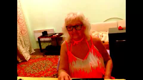 Snapshot of natali7634 chatting on June 4, 2:06 am natali online show from June 4, 2:06 am