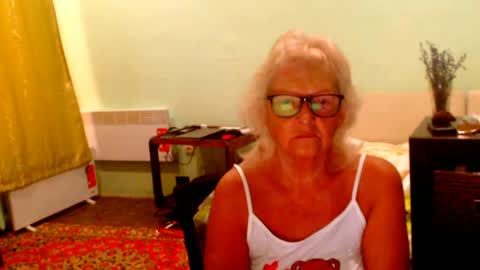 Snapshot of natali7634 chatting on July 6, 4:20 am natali online show from July 6, 4:20 am