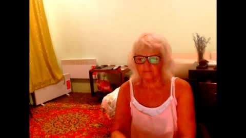 Snapshot of natali7634 chatting on July 8, 3:11 am natali online show from July 8, 3:11 am