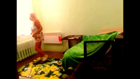 Snapshot of natali7634 chatting on July 14, 7:35 am natali online show from July 14, 7:35 am