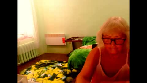 Snapshot of natali7634 chatting on July 15, 3:45 am natali online show from July 15, 3:45 am