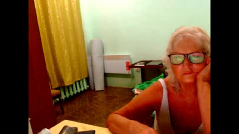 Snapshot of natali7634 chatting on July 19, 8:01 pm natali online show from July 19, 8:01 pm