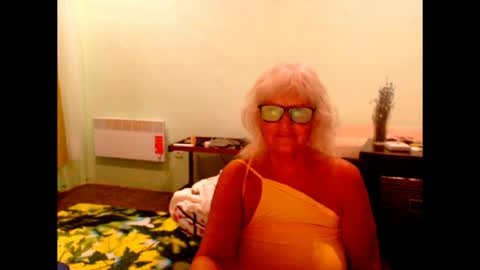Snapshot of natali7634 chatting on July 28, 8:23 pm natali online show from July 28, 8:23 pm