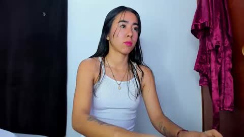 Snapshot of natalia54_ chatting on October 29, 11:17 pm NATI  online show from October 29, 11:17 pm