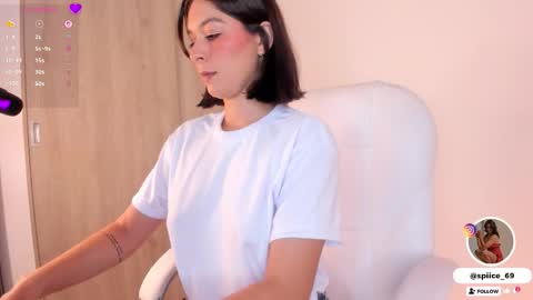 natalia andrea online show from January 8, 10:23 pm