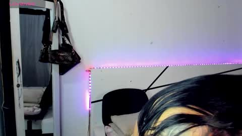 Snapshot of natalia_cb chatting on September 19, 9:43 am Natalia online show from September 19, 9:43 am