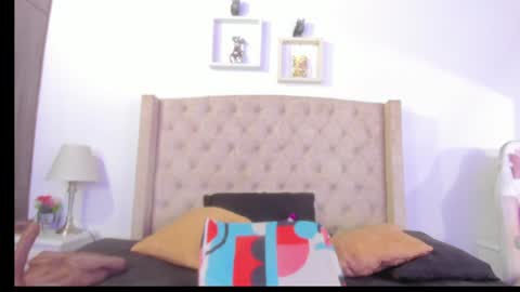 Snapshot of natalia_collinslim chatting on January 16, 3:45 am Natalia online show from January 16, 3:45 am