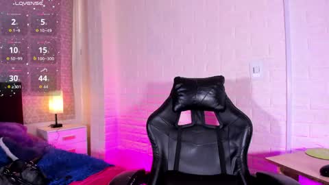 Natalia Kiss online show from June 6, 8:13 pm