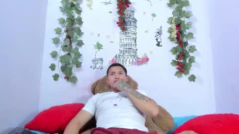 nataliaandjulliam online show from January 10, 3:08 am