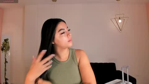 Snapshot of nataliagaret chatting on May 6, 9:47 am Nata online show from May 6, 9:47 am