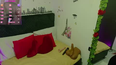 Natalia Roush online show from July 23, 2:37 pm