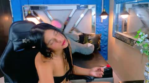 Snapshot of nataliatompsonx1 chatting on September 8, 7:35 pm nataliatompsonx1 online show from September 8, 7:35 pm