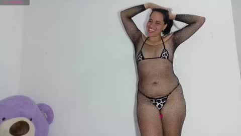 Snapshot of nataliavela chatting on March 6, 5:15 am nataliavela online show from March 6, 5:15 am