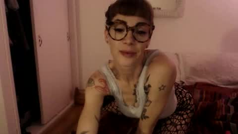 Snapshot of natalie6vmu chatting on November 23, 8:03 am Natalie Six online show from November 23, 8:03 am