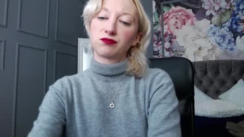 Natalie online show from December 7, 8:00 am