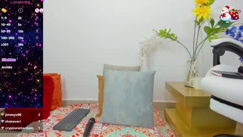 Snapshot of natalie_cowens chatting on December 13, 11:17 pm Natalie online show from December 13, 11:17 pm