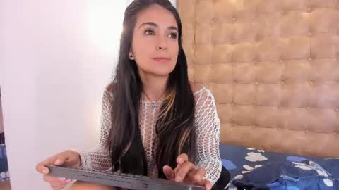   online show from July 31, 7:02 pm