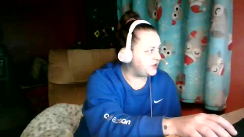 Snapshot of nataliedays chatting on January 12, 11:15 pm Natalie online show from January 12, 11:15 pm