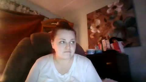 Snapshot of nataliedays chatting on February 15, 1:21 am Natalie online show from February 15, 1:21 am