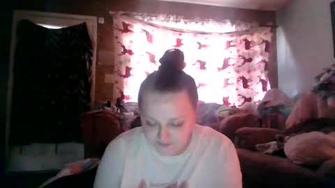 Snapshot of nataliedays chatting on March 2, 9:54 pm Natalie online show from March 2, 9:54 pm