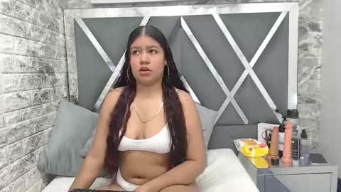 natalieevansx online show from November 14, 12:04 pm