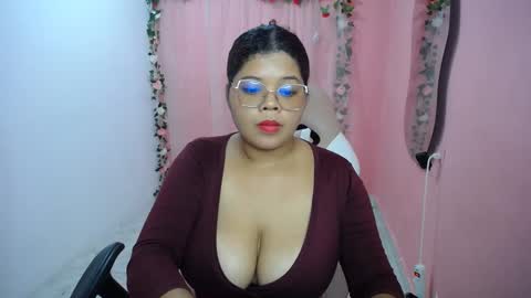 natalielabellex1 online show from September 19, 9:04 pm