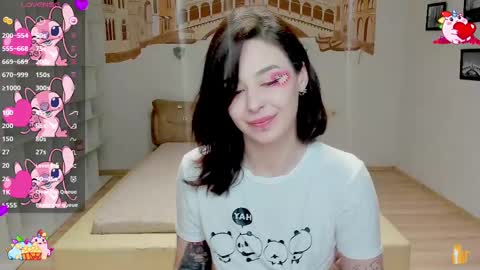 Snapshot of natalimillers chatting on February 14, 1:29 pm Natali online show from February 14, 1:29 pm