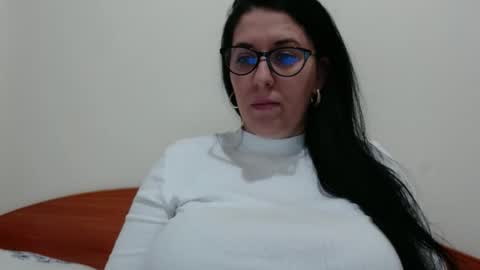Snapshot of natally565656 chatting on February 27, 10:04 am natally online show from February 27, 10:04 am