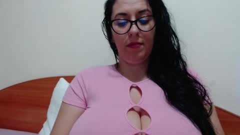 Snapshot of natally565656 chatting on October 26, 2:34 pm natally online show from October 26, 2:34 pm