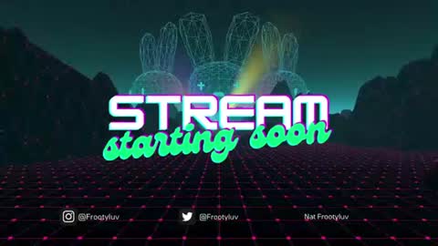 Snapshot of nataly_05 chatting on June 18, 10:58 pm anatalybee online show from June 18, 10:58 pm