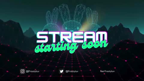 Snapshot of nataly_05 chatting on July 9, 9:19 pm anatalybee online show from July 9, 9:19 pm