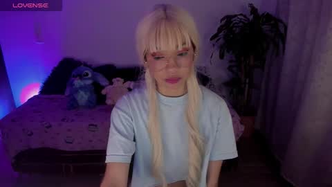 MissNatis online show from November 7, 2:11 am