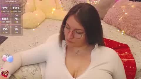 Snapshot of nataly_cute1 chatting on January 27, 2:31 am Nataly online show from January 27, 2:31 am