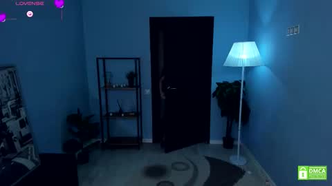 Snapshot of nataly_hello chatting on November 6, 5:30 am Natalie online show from November 6, 5:30 am