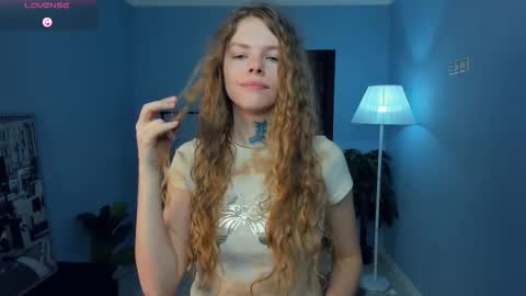 Natalie online show from February 2, 5:06 am