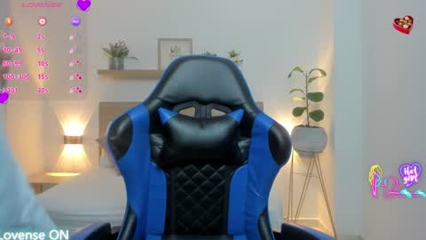 Snapshot of nataly_rodri chatting on March 4, 2:28 am Nataly online show from March 4, 2:28 am