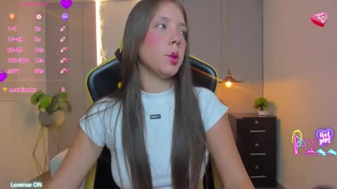 Snapshot of nataly_rodri chatting on March 7, 2:08 am Nataly online show from March 7, 2:08 am