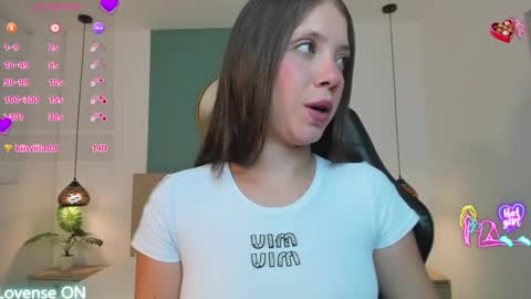 Snapshot of nataly_rodri chatting on March 11, 2:06 am Nataly online show from March 11, 2:06 am