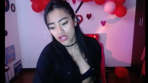 Nataly Escobar online show from February 11, 1:41 pm