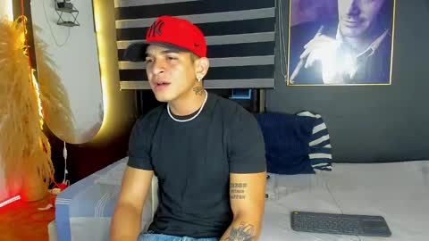 Snapshot of natan_77 chatting on February 24, 3:23 am natan_77 online show from February 24, 3:23 am