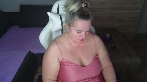 Snapshot of natascha1202 chatting on December 19, 8:13 pm Natalli online show from December 19, 8:13 pm