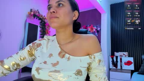 Snapshot of natasha__jackson chatting on December 1, 12:43 pm natasha online show from December 1, 12:43 pm