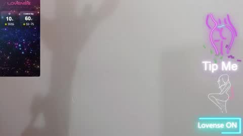 Snapshot of natasha__magics chatting on February 21, 1:11 am natasha__magics online show from February 21, 1:11 am