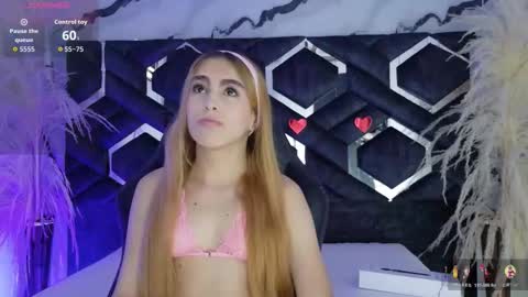 Snapshot of natasha_adams___ chatting on October 20, 9:26 pm NATASHA online show from October 20, 9:26 pm