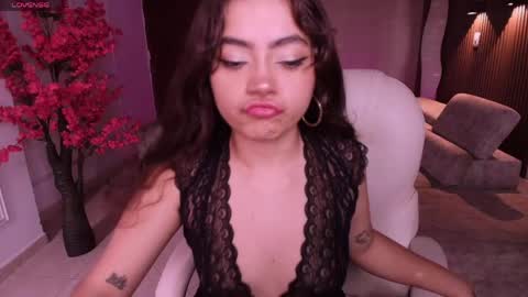 Snapshot of natasha_aniston1 chatting on May 12, 7:33 pm Natasha aniston1 online show from May 12, 7:33 pm