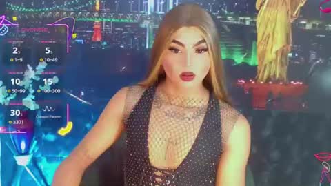 Snapshot of natasha_clifford chatting on July 6, 7:38 pm natasha_clifford online show from July 6, 7:38 pm