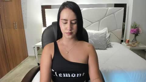 natasha kiim online show from June 18, 4:46 am