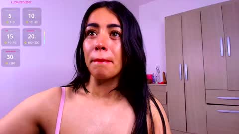 Snapshot of natasha_klump chatting on November 22, 11:09 am natasha_klump online show from November 22, 11:09 am