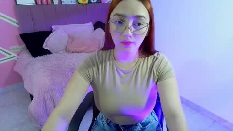 natasha_romanof18 online show from March 17, 3:22 am